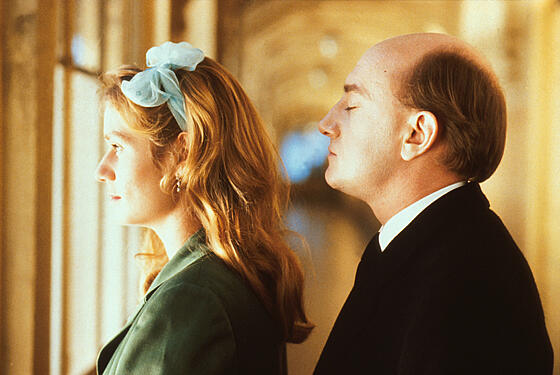 layout image (to proper size of the container)