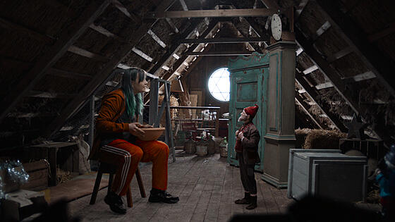 layout image (to proper size of the container)