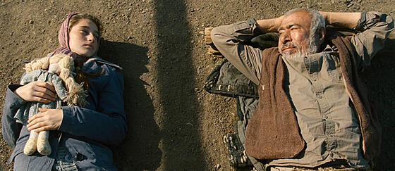 layout image (to proper size of the container)