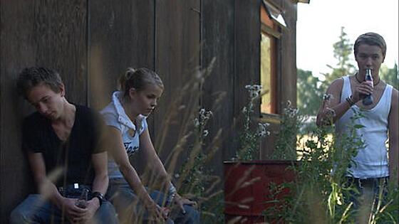 layout image (to proper size of the container)