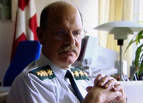 layout image (to proper size of the container)