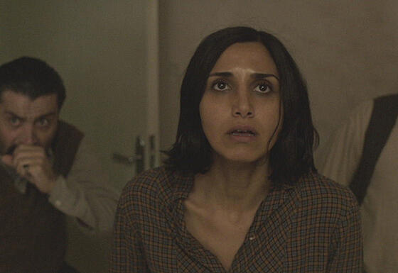 layout image (to proper size of the container)