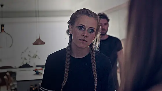 layout image (to proper size of the container)