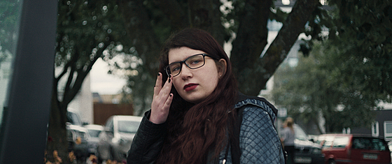 layout image (to proper size of the container)