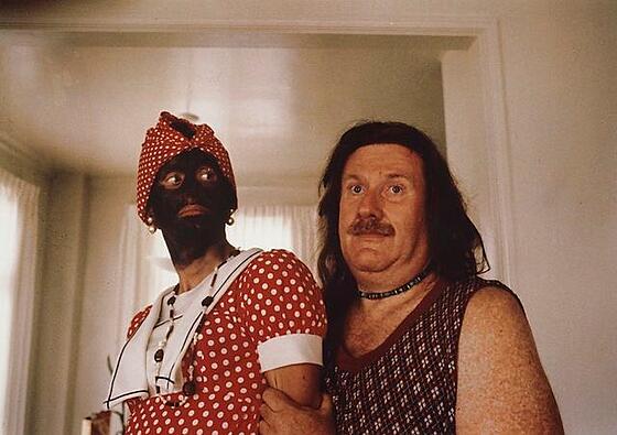 layout image (to proper size of the container)