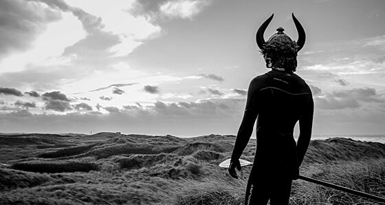 layout image (to proper size of the container)