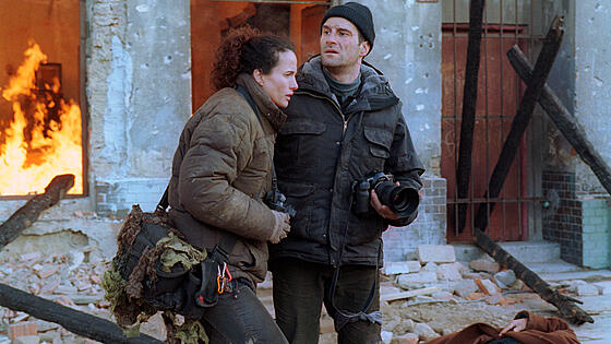 layout image (to proper size of the container)