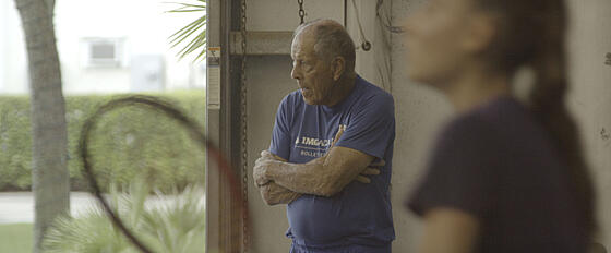 layout image (to proper size of the container)