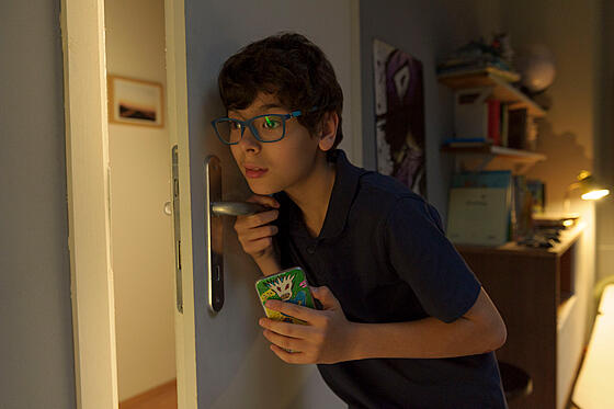 layout image (to proper size of the container)