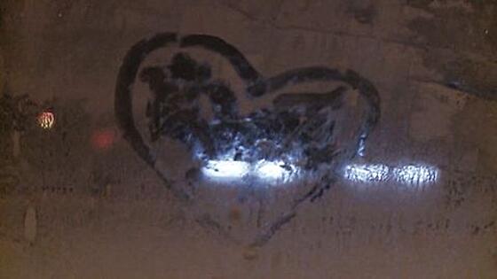 layout image (to proper size of the container)