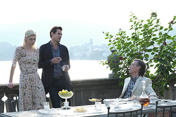 layout image (to proper size of the container)