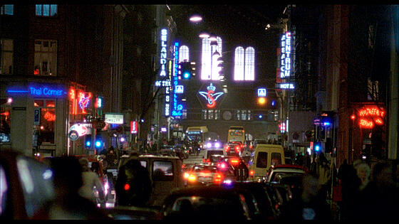 layout image (to proper size of the container)