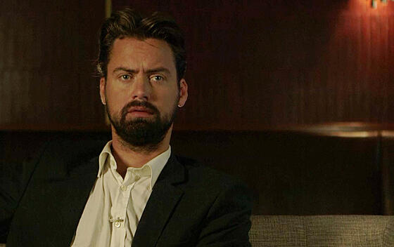 layout image (to proper size of the container)