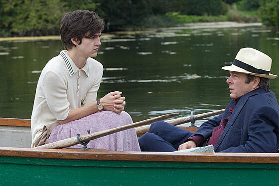 layout image (to proper size of the container)