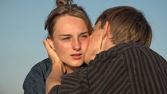 layout image (to proper size of the container)