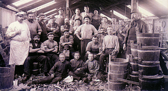 layout image (to proper size of the container)