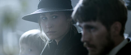 layout image (to proper size of the container)