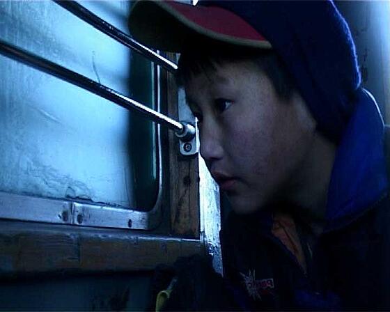 layout image (to proper size of the container)