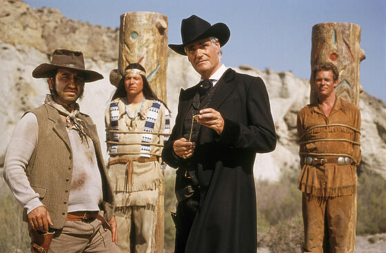 layout image (to proper size of the container)