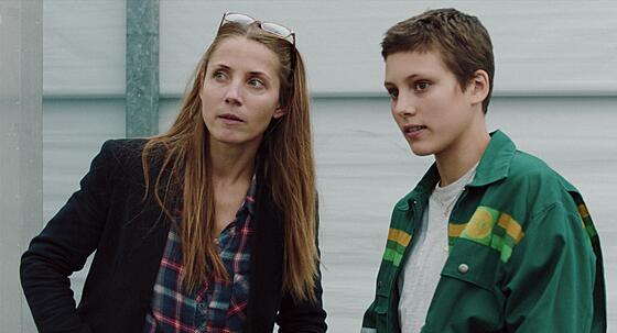 layout image (to proper size of the container)