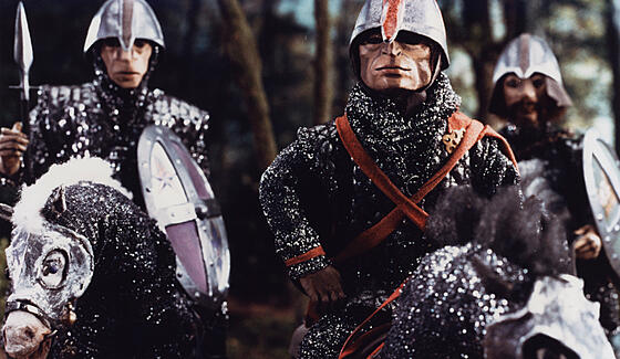 layout image (to proper size of the container)