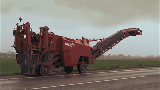 layout image (to proper size of the container)