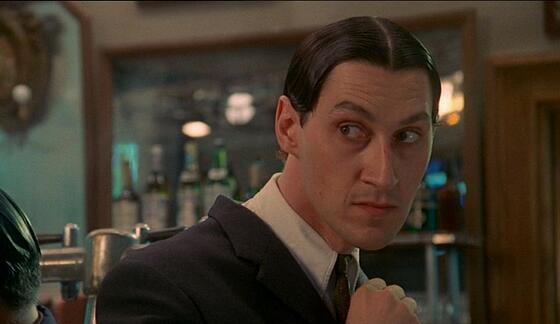 layout image (to proper size of the container)