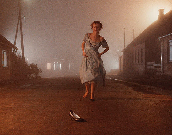 layout image (to proper size of the container)