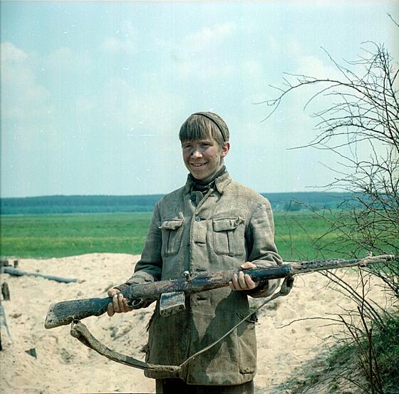 layout image (to proper size of the container)