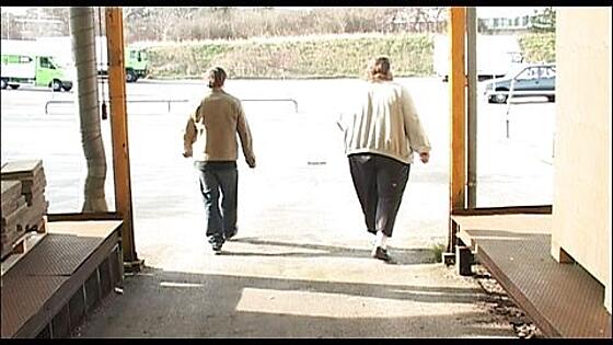 layout image (to proper size of the container)