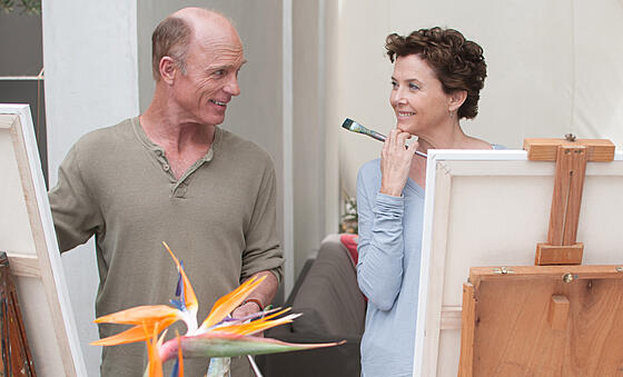 layout image (to proper size of the container)