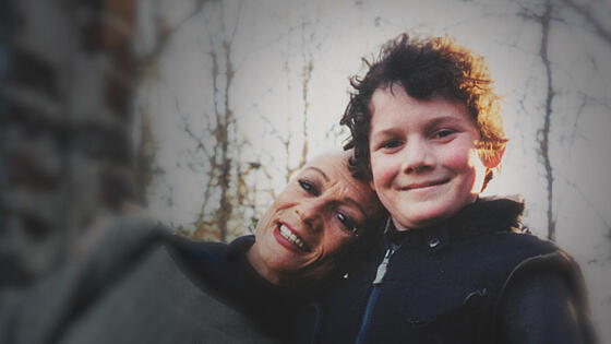 layout image (to proper size of the container)