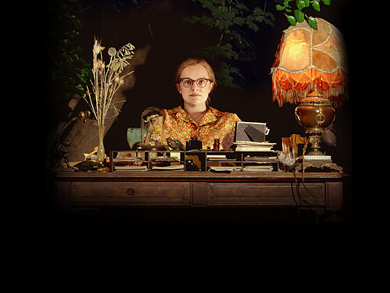 layout image (to proper size of the container)