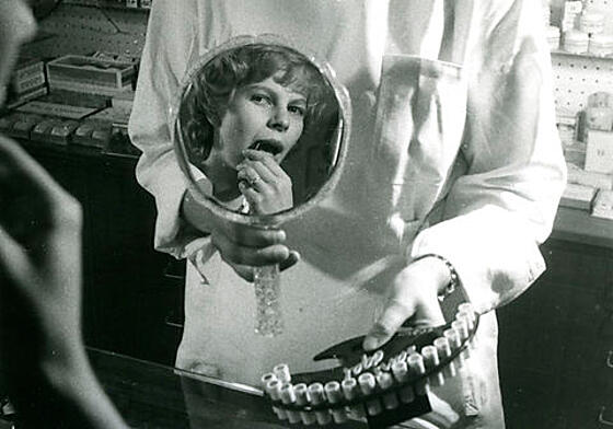 layout image (to proper size of the container)