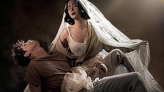 layout image (to proper size of the container)