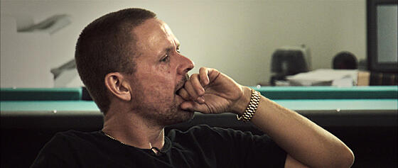 layout image (to proper size of the container)