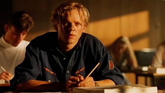 layout image (to proper size of the container)