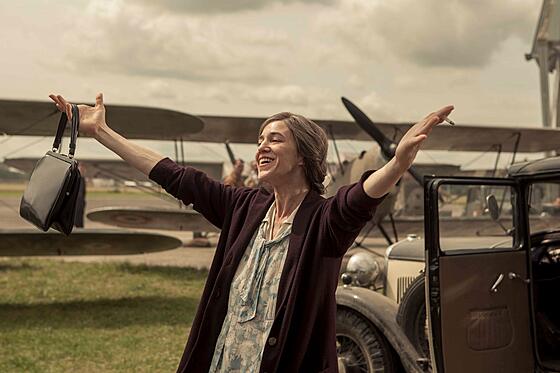 layout image (to proper size of the container)