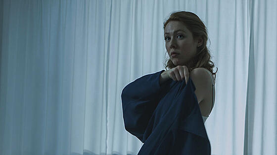 layout image (to proper size of the container)