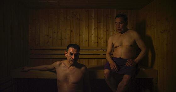 layout image (to proper size of the container)