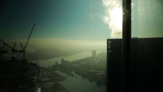 layout image (to proper size of the container)