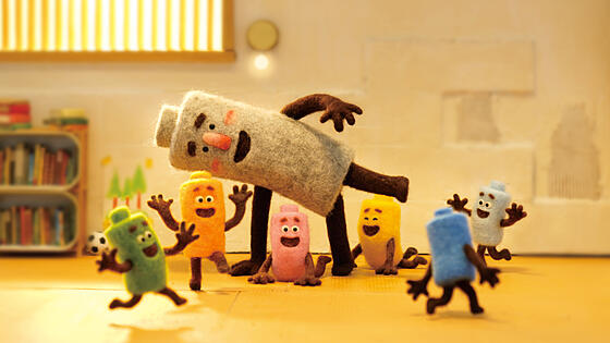 layout image (to proper size of the container)