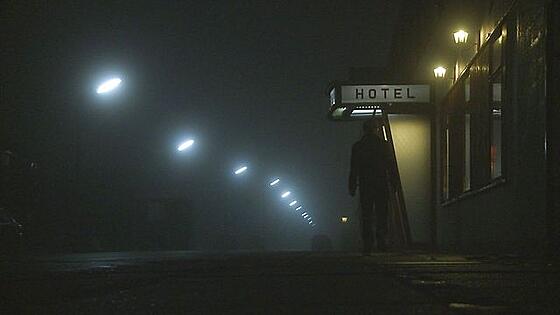 layout image (to proper size of the container)