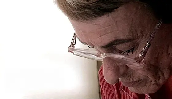 layout image (to proper size of the container)