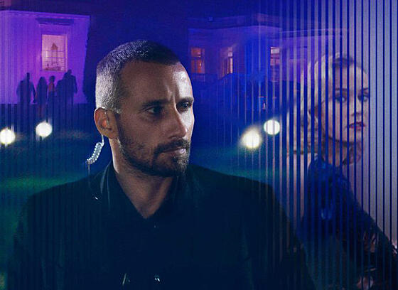 layout image (to proper size of the container)