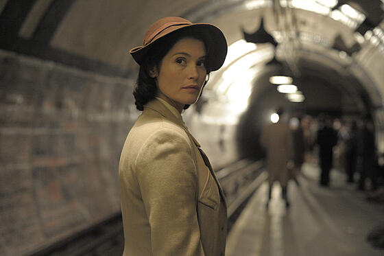 layout image (to proper size of the container)