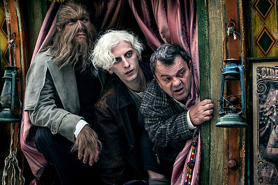 layout image (to proper size of the container)