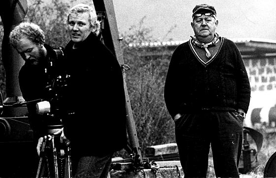 layout image (to proper size of the container)