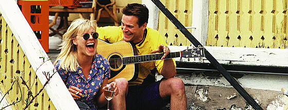 layout image (to proper size of the container)