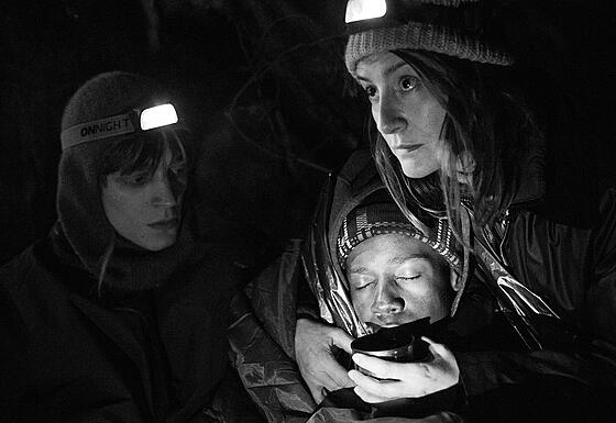 layout image (to proper size of the container)